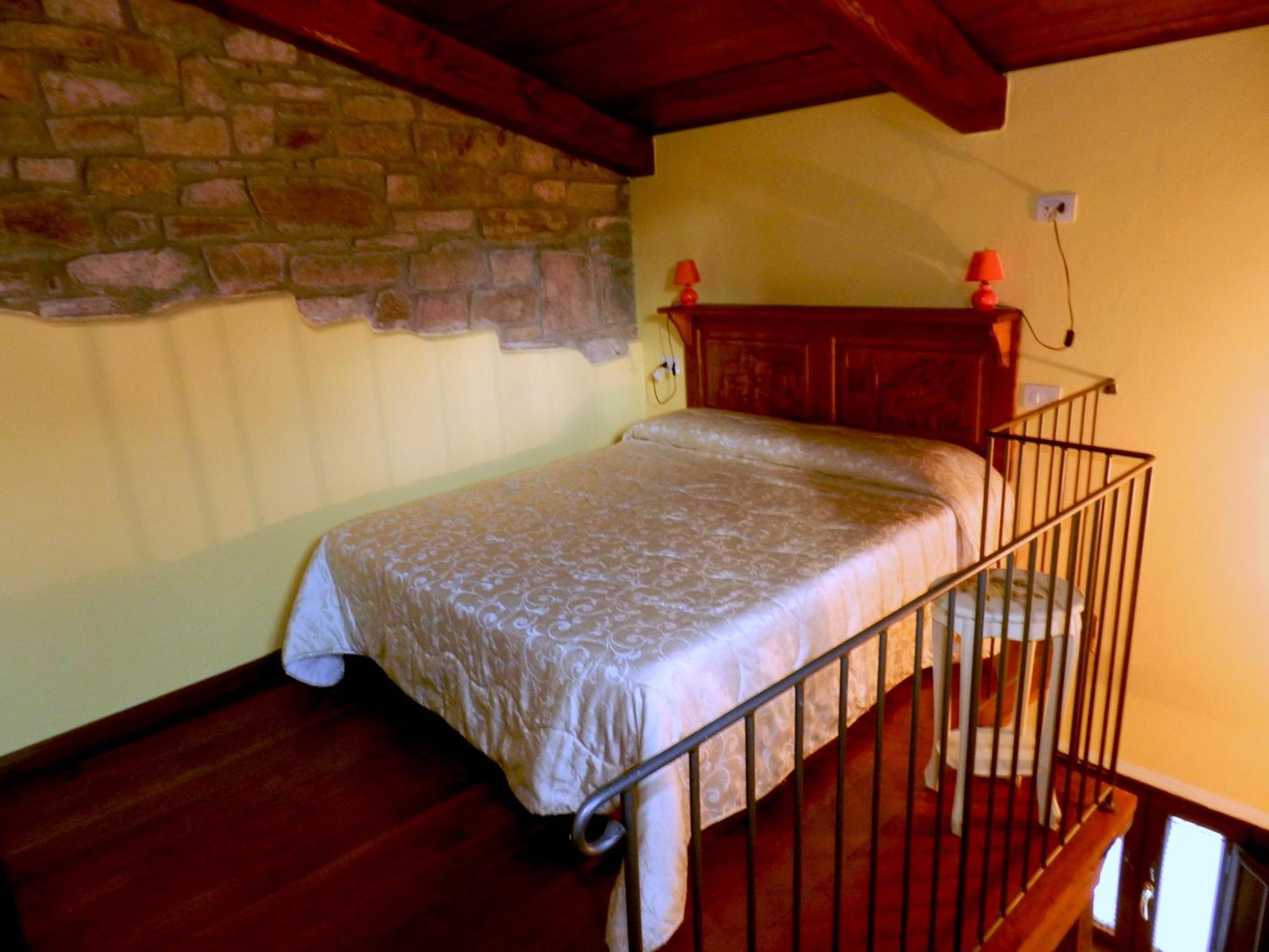 Agriturismo Vezzano Chiusi della Verna Habitación foto